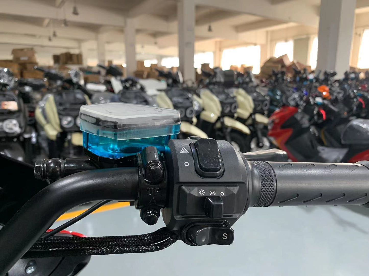 GUYUE 72V 35AH SPORTY - Mytoysbh