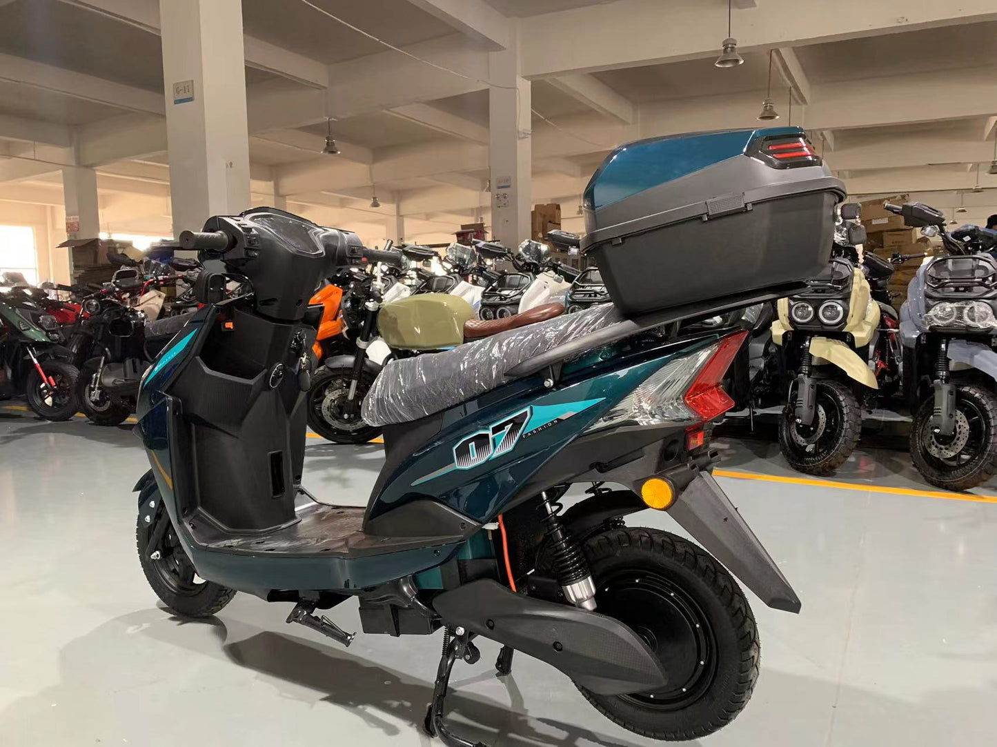 JY204 E SCOOTY - Mytoysbh